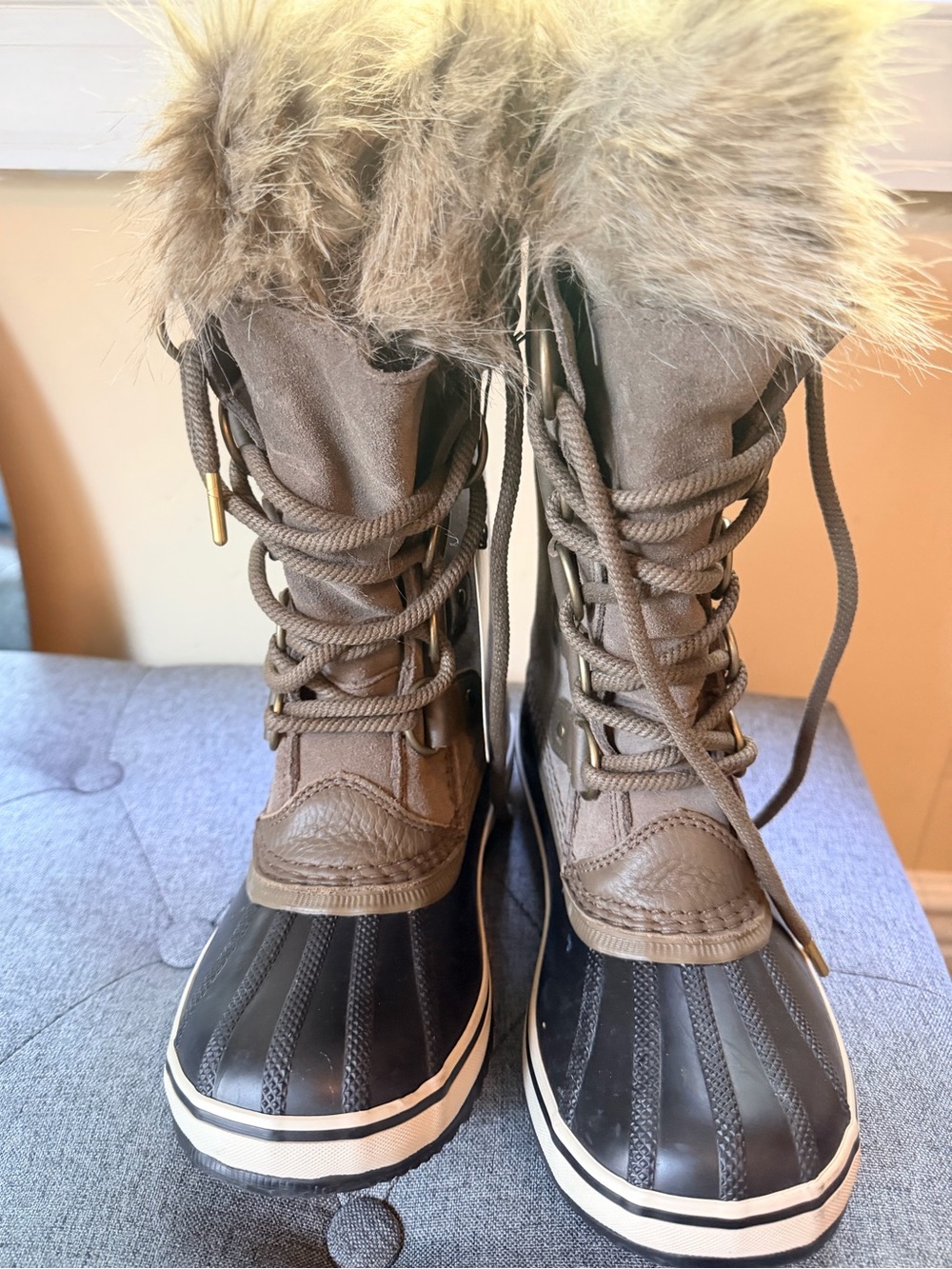 Sorel-Fur Trim Brown Winter Duck Boots